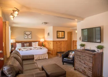 Alpine Trail Ridge Inn hotel thumbnail 6