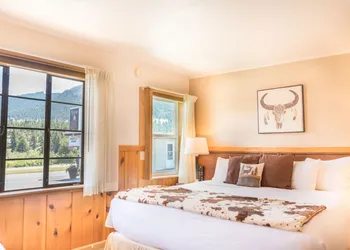 Alpine Trail Ridge Inn hotel thumbnail 7