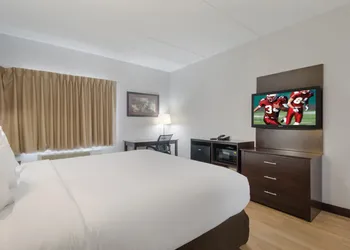 Red Roof Inn San Antonio - Seaworld/ Northwest hotel thumbnail 8