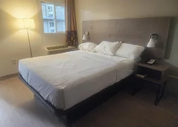 Extended Stay America Select Suites - Sterling hotel thumbnail 7