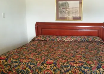 Hotel Blue Top Inn hotel thumbnail 7