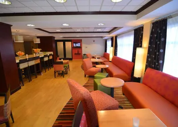 Hampton Inn Groton hotel thumbnail 4