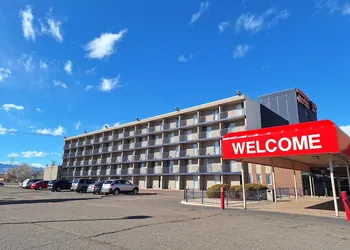 American Motel hotel thumbnail 3