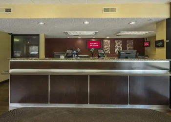Red Roof Inn PLUS+ Wilmington - Newark hotel thumbnail 2