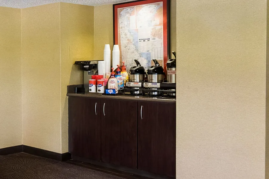 Red Roof Inn PLUS+ Wilmington - Newark hotel detail image 6