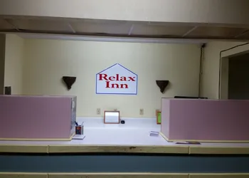 Relax Inn hotel thumbnail 2