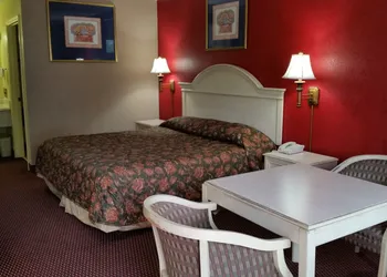 Relax Inn hotel thumbnail 3