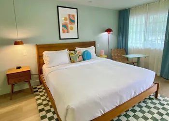 Gainesville Lodge hotel thumbnail 2