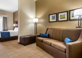 Comfort Suites Niceville Near Elgin Air Force Base hotel thumbnail 7