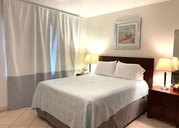 Tropic Isle Beach Resort hotel thumbnail 4