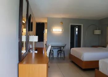 Ocean Mile Hotel hotel thumbnail 7