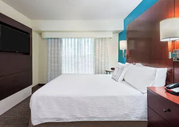 Residence Inn by Marriott Fort Myers hotel thumbnail 7