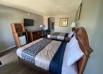 Americas Best Value Inn Gainesville hotel thumbnail 3