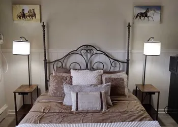 Shamrock Cove Inn hotel thumbnail 8
