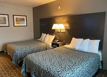 Days Inn by Wyndham Pentwater hotel thumbnail 7