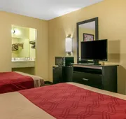 Econo Lodge Jonesboro hotel detail image 7