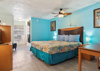 Malibu Resort Motel hotel thumbnail 4