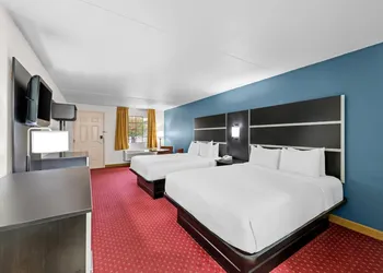 Clarion Inn Branson hotel thumbnail 7