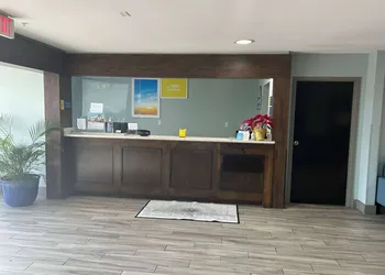 Days Inn by Wyndham Panama City/Callaway hotel thumbnail 2