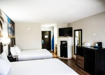 Days Inn by Wyndham Panama City/Callaway hotel thumbnail 5