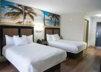 Days Inn by Wyndham Panama City/Callaway hotel thumbnail 6