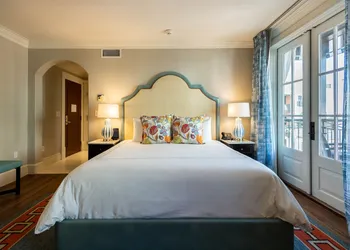 The Pearl Hotel hotel thumbnail 7