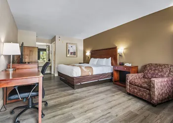 Quality Inn Quincy - Tallahassee West hotel thumbnail 5
