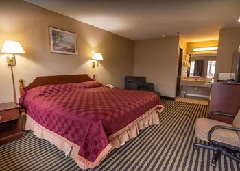 Americas Best Inn - Eureka hotel thumbnail 5