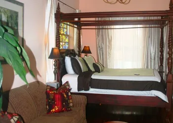 Old City House Inn and Restaurant hotel thumbnail 4