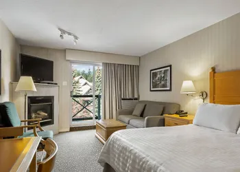 Pinnacle Hotel Whistler Village hotel thumbnail 5