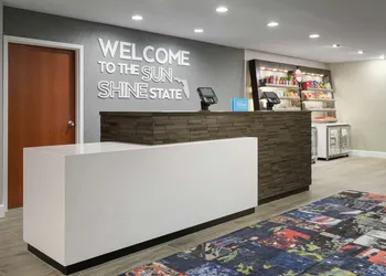 Hampton Inn & Suites Tampa/Ybor City/Downtown hotel thumbnail 3
