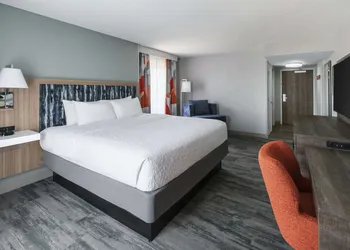 Hampton Inn & Suites Tampa/Ybor City/Downtown hotel thumbnail 6