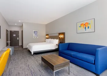 Holiday Inn Express & Suites Tampa Stadium – Airport Area by IHG hotel thumbnail 7