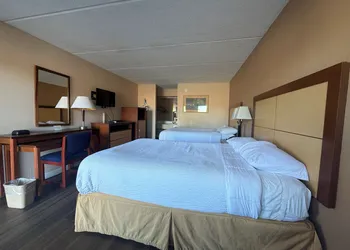 Camilla Inn & Suites hotel thumbnail 4