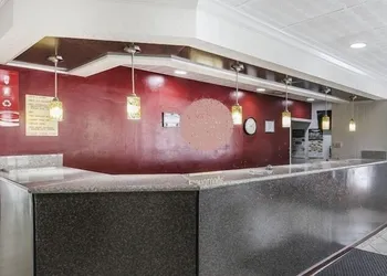 Travelers Inn Douglas By OYO US-441 hotel thumbnail 2