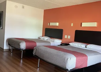 Motel 6 White, GA - Cartersville hotel thumbnail 7