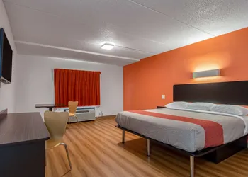 Motel 6 White, GA - Cartersville hotel thumbnail 8