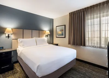 Sonesta Simply Suites Atlanta Gwinnett Place hotel thumbnail 4