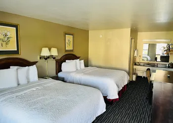 Alpine Valley Inn hotel thumbnail 2