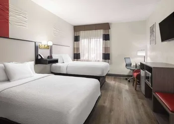 Ramada by Wyndham Locust Grove hotel thumbnail 7