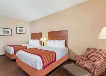 Baymont by Wyndham Savannah/Garden City hotel thumbnail 7