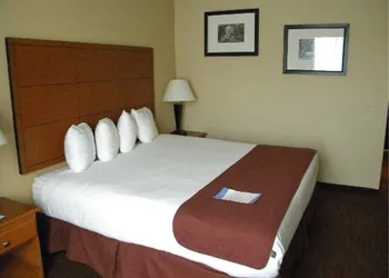 Baymont by Wyndham Savannah/Garden City hotel thumbnail 4