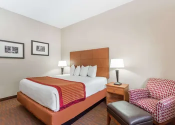 Baymont by Wyndham Savannah/Garden City hotel thumbnail 5