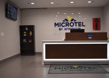 Microtel Inn & Suites by Wyndham Stockbridge/Atlanta I-75 hotel thumbnail 5
