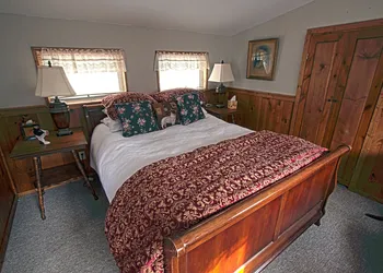 Phineas Swann Inn & Spa hotel thumbnail 7