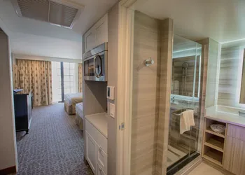 Polynesian Residences Waikiki Beach hotel thumbnail 8