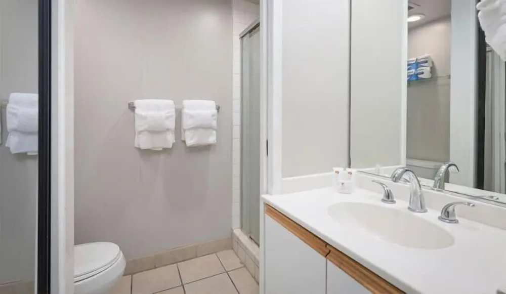 Kona Islander Vacation Club hotel detail image 6