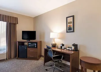 Comfort Inn & Suites Las Vegas - Nellis hotel thumbnail 7
