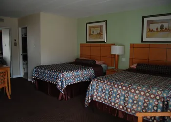 Colony Motel hotel thumbnail 3