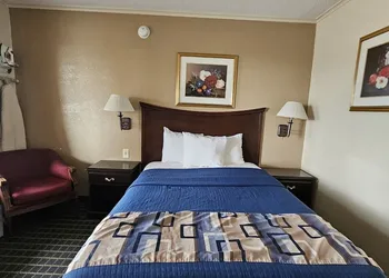 Americas Best Value Inn Mount Vernon hotel thumbnail 4